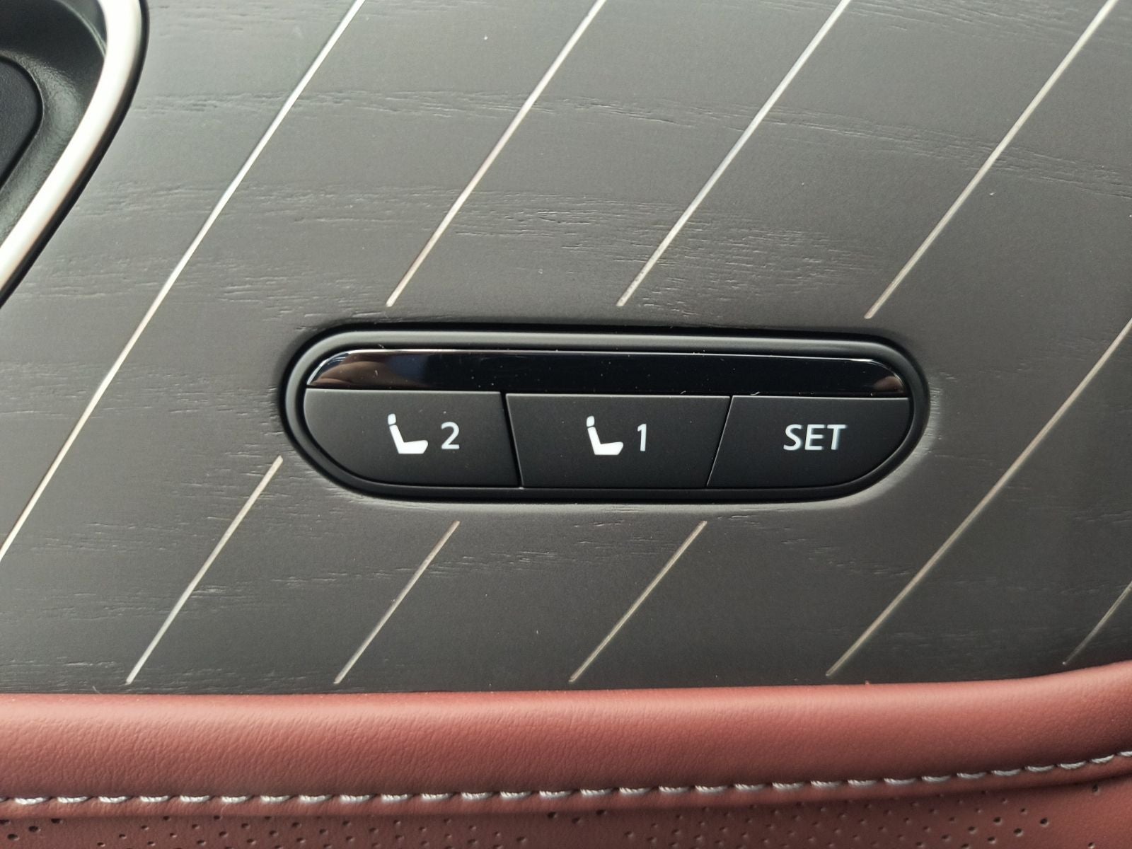 2027 INFINITI QX80 AUTOGRAPH