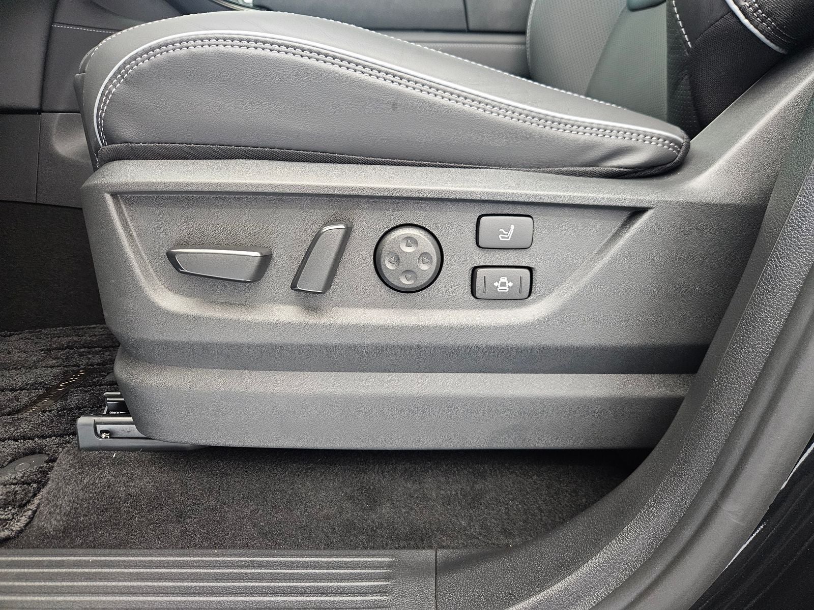2027 INFINITI QX80 AUTOGRAPH