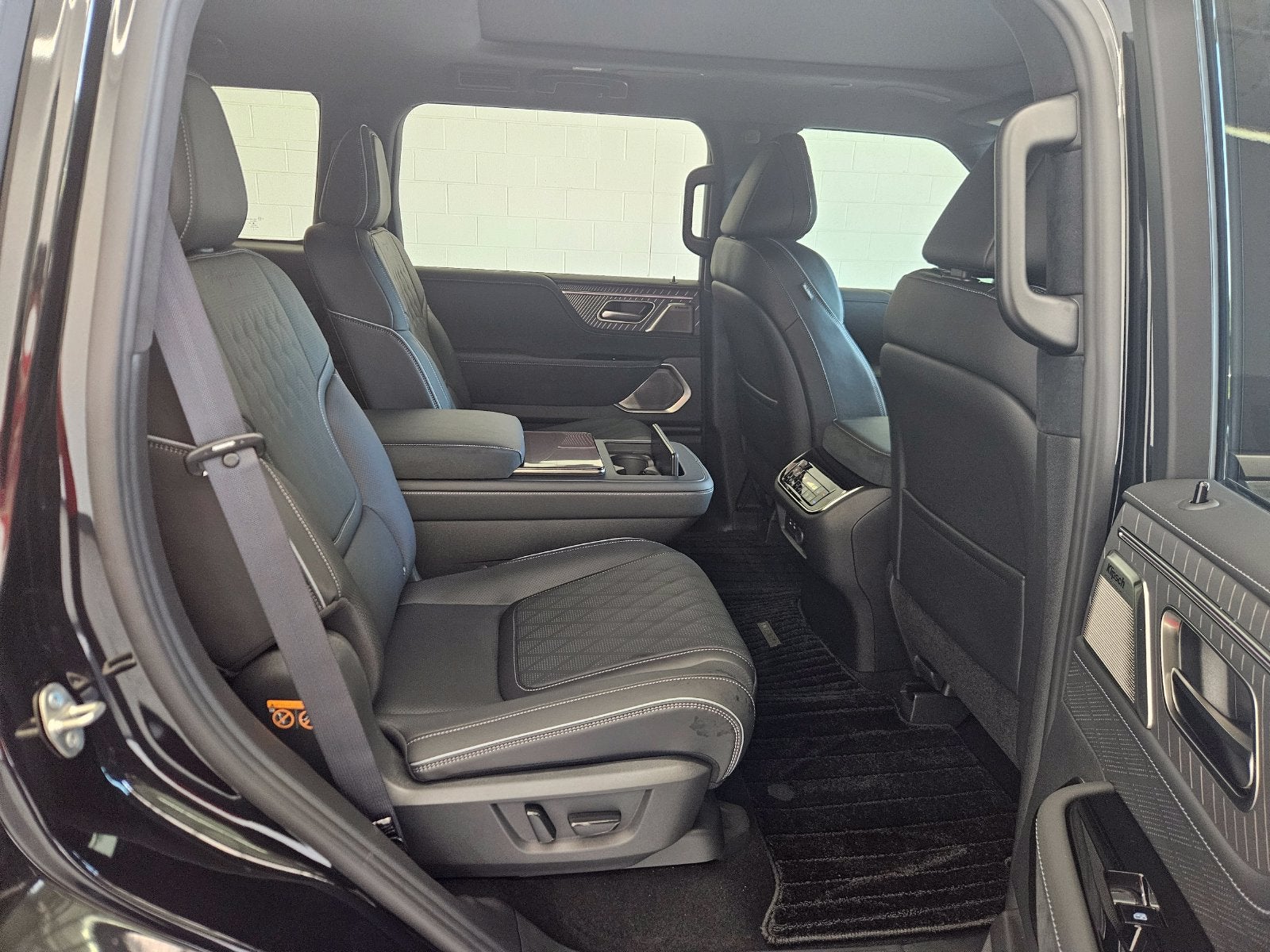 2027 INFINITI QX80 AUTOGRAPH