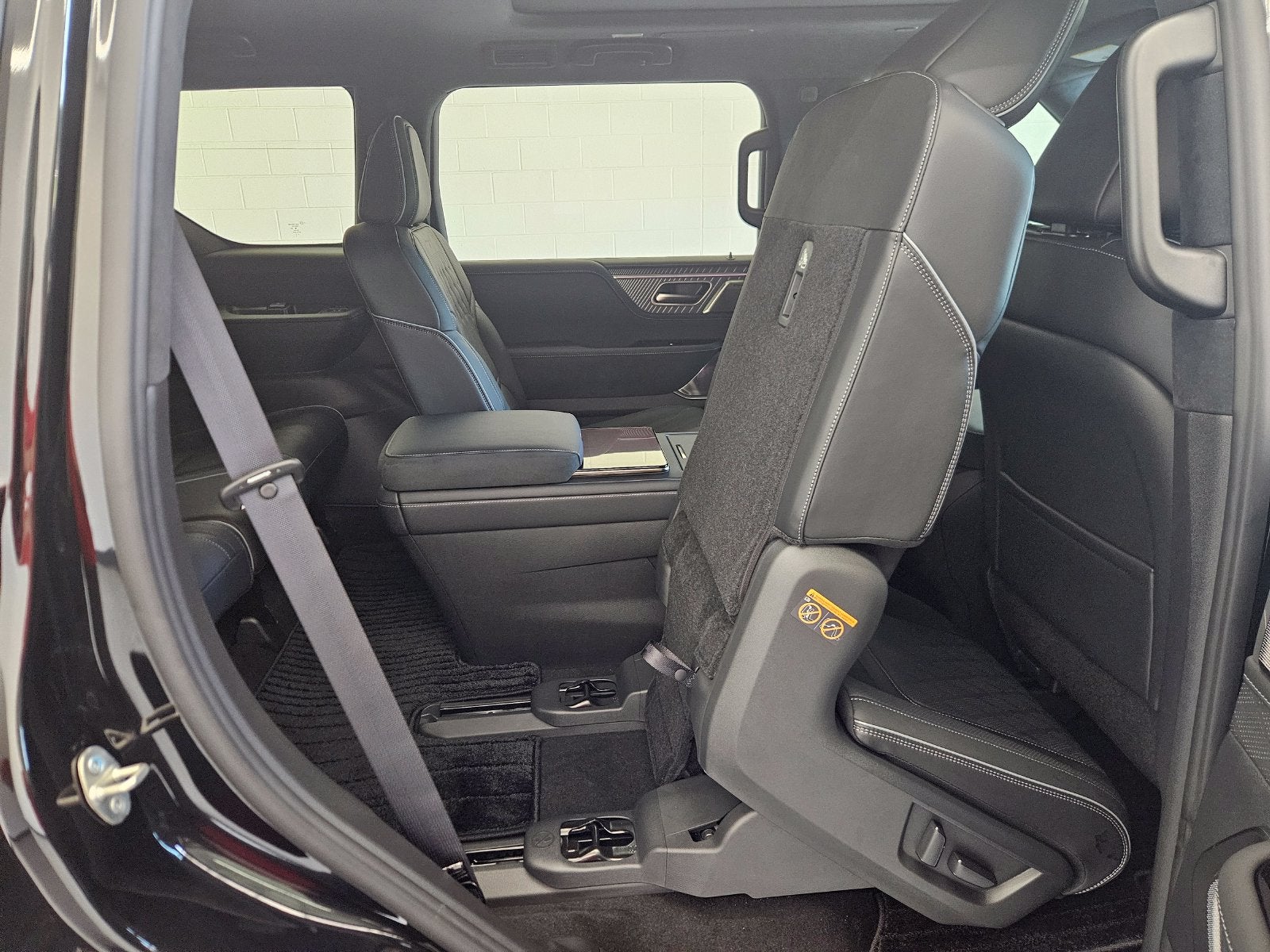 2027 INFINITI QX80 AUTOGRAPH