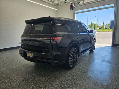 2027 INFINITI QX80 AUTOGRAPH