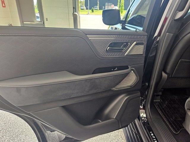 2027 INFINITI QX80 AUTOGRAPH