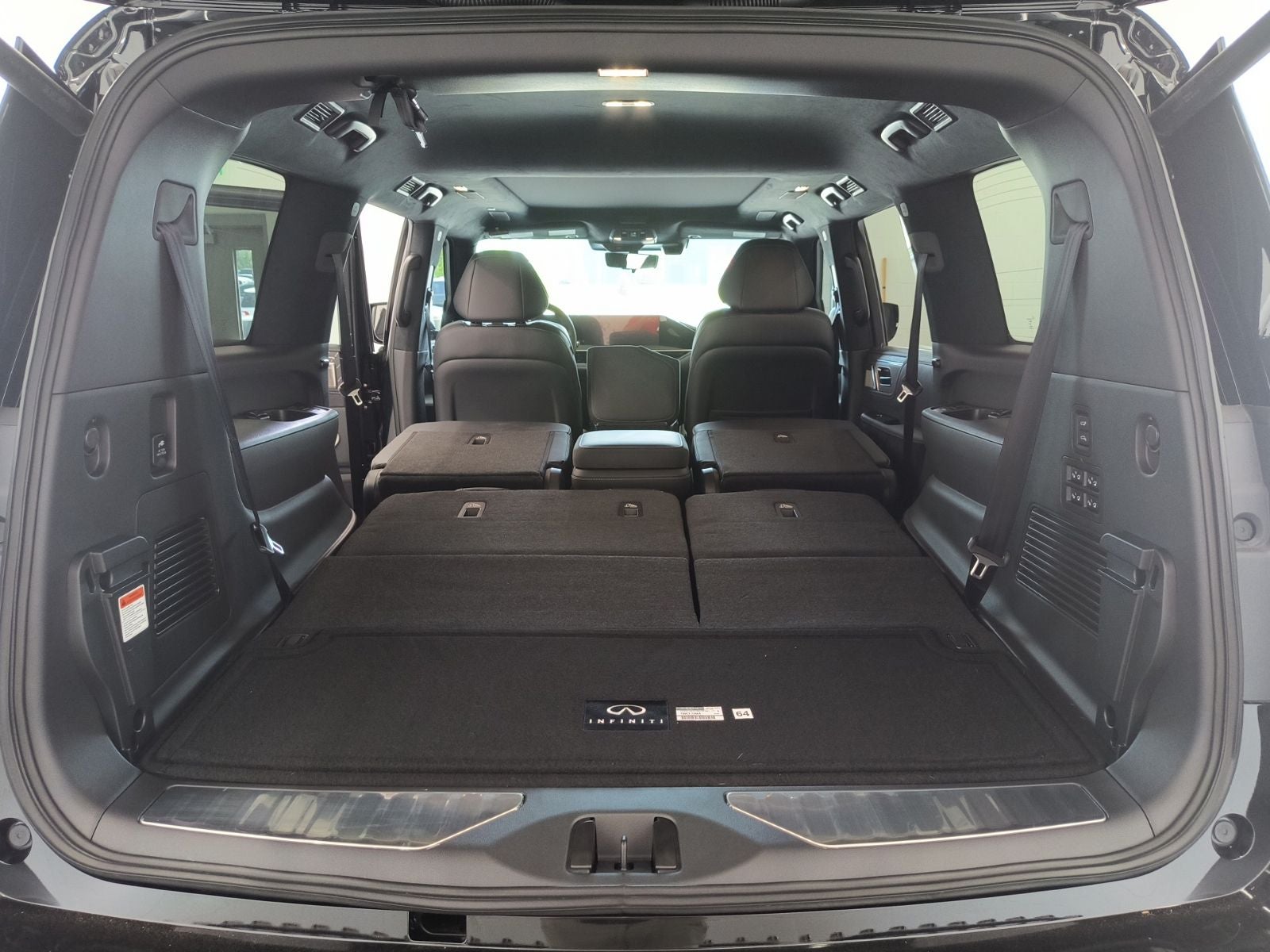 2027 INFINITI QX80 AUTOGRAPH