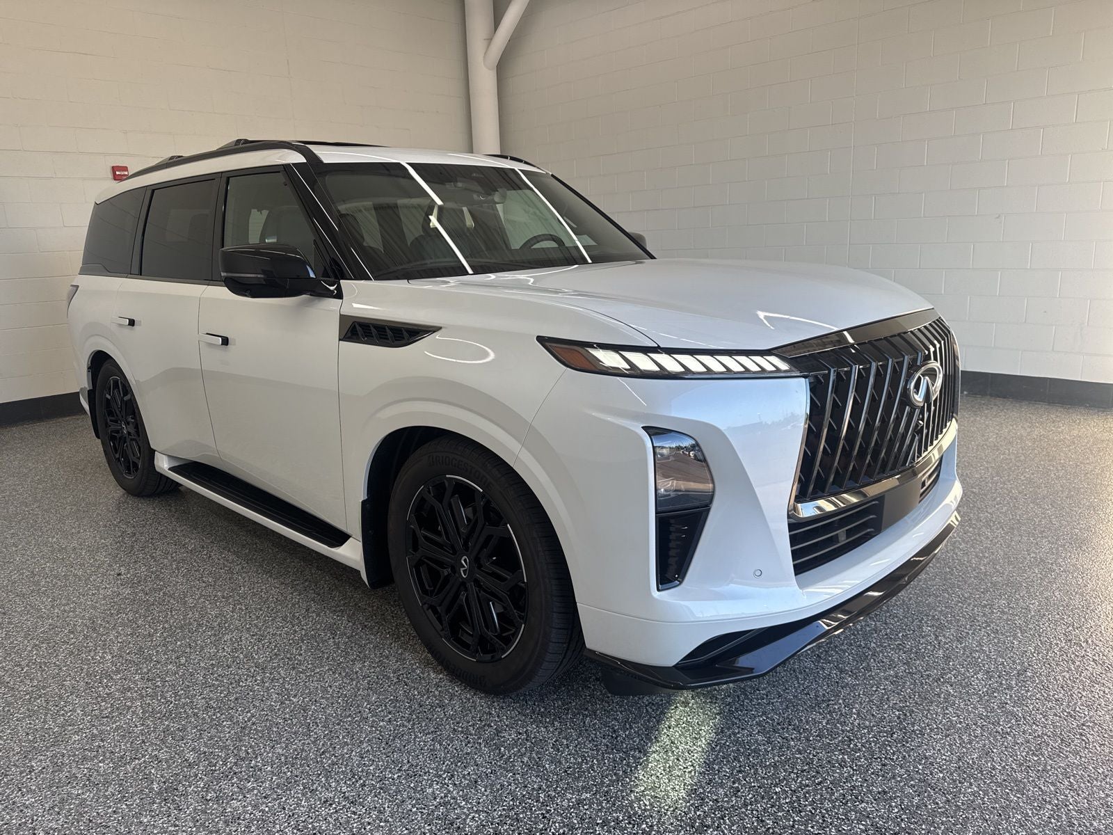 2026 INFINITI QX80 SPORT