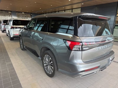 2025 INFINITI QX80 SENSORY
