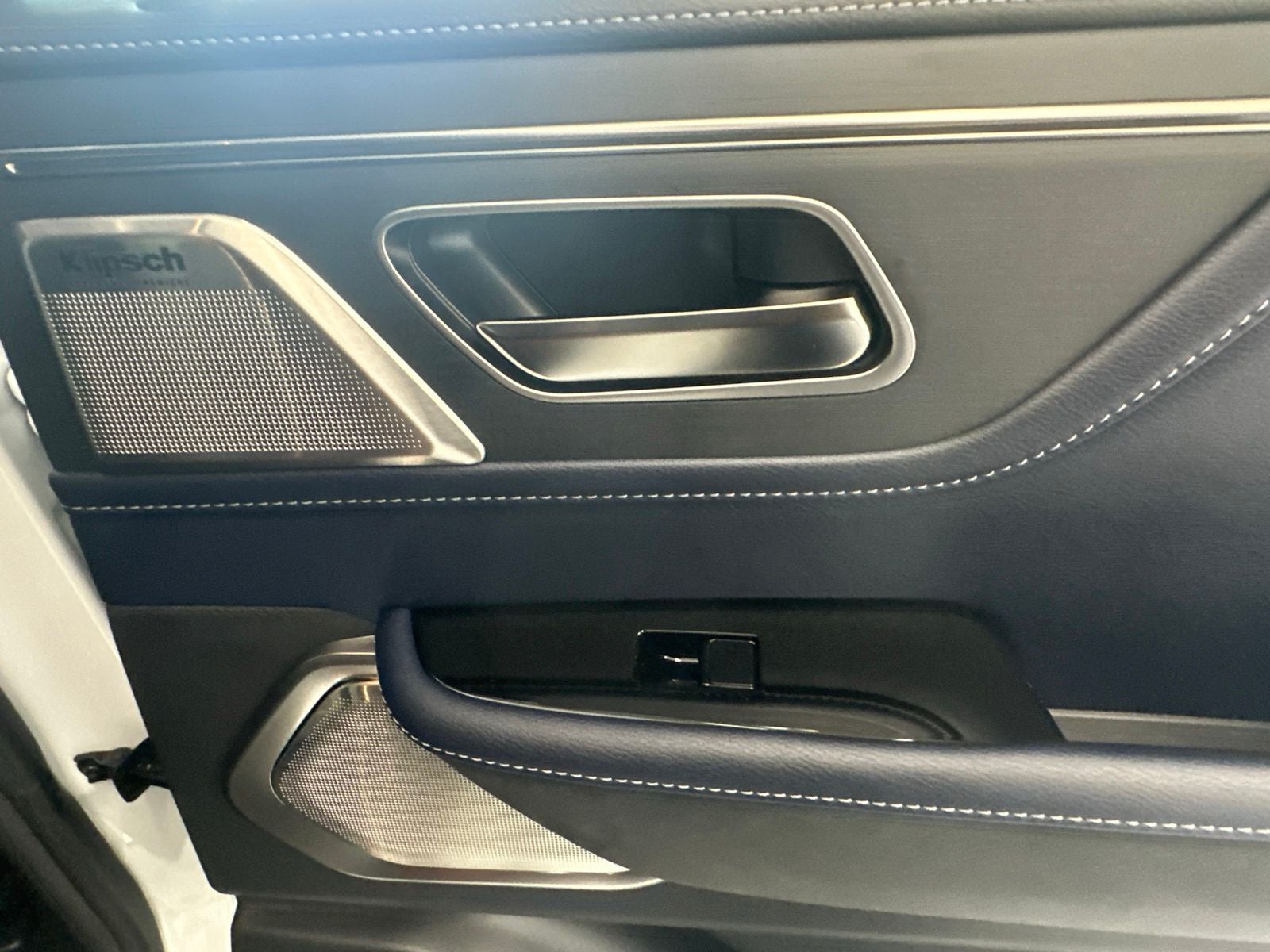 2027 INFINITI QX80 SPORT