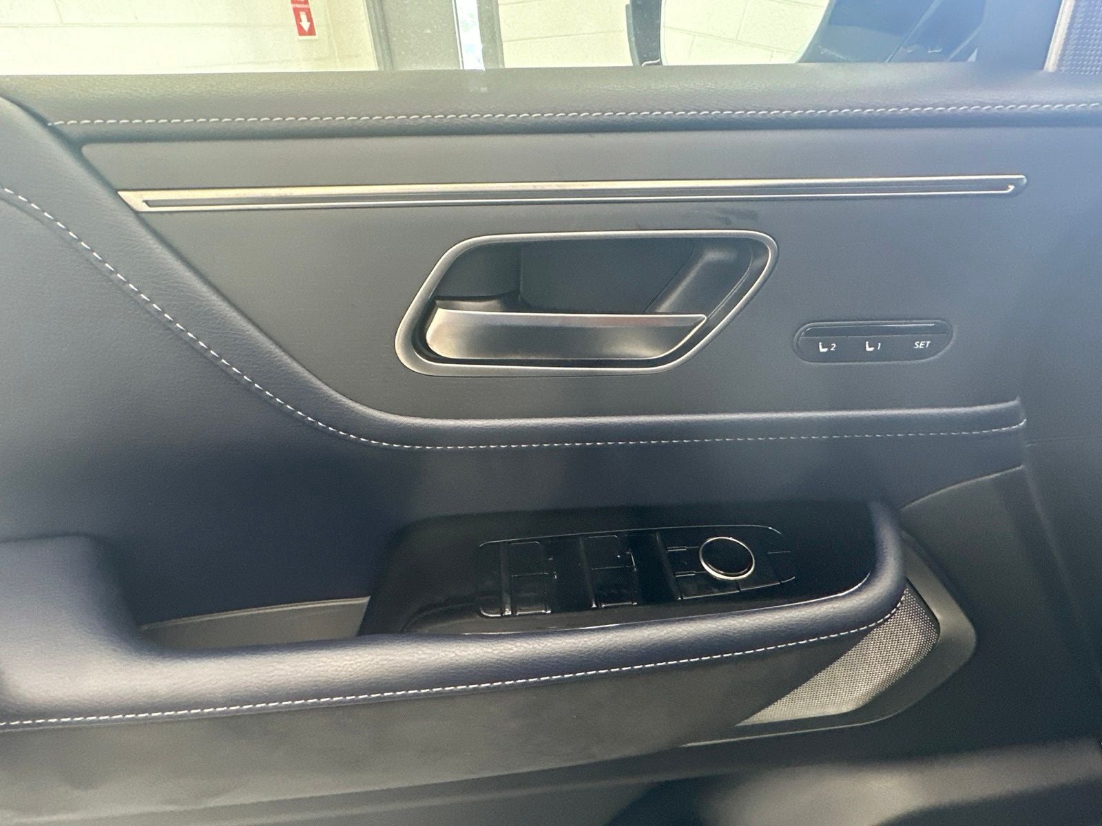 2027 INFINITI QX80 SPORT