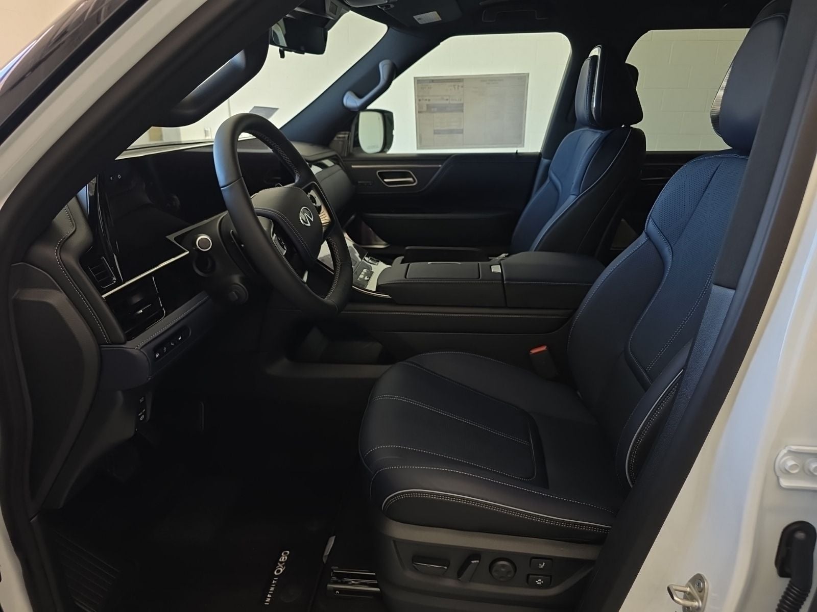 2026 INFINITI QX80 SPORT