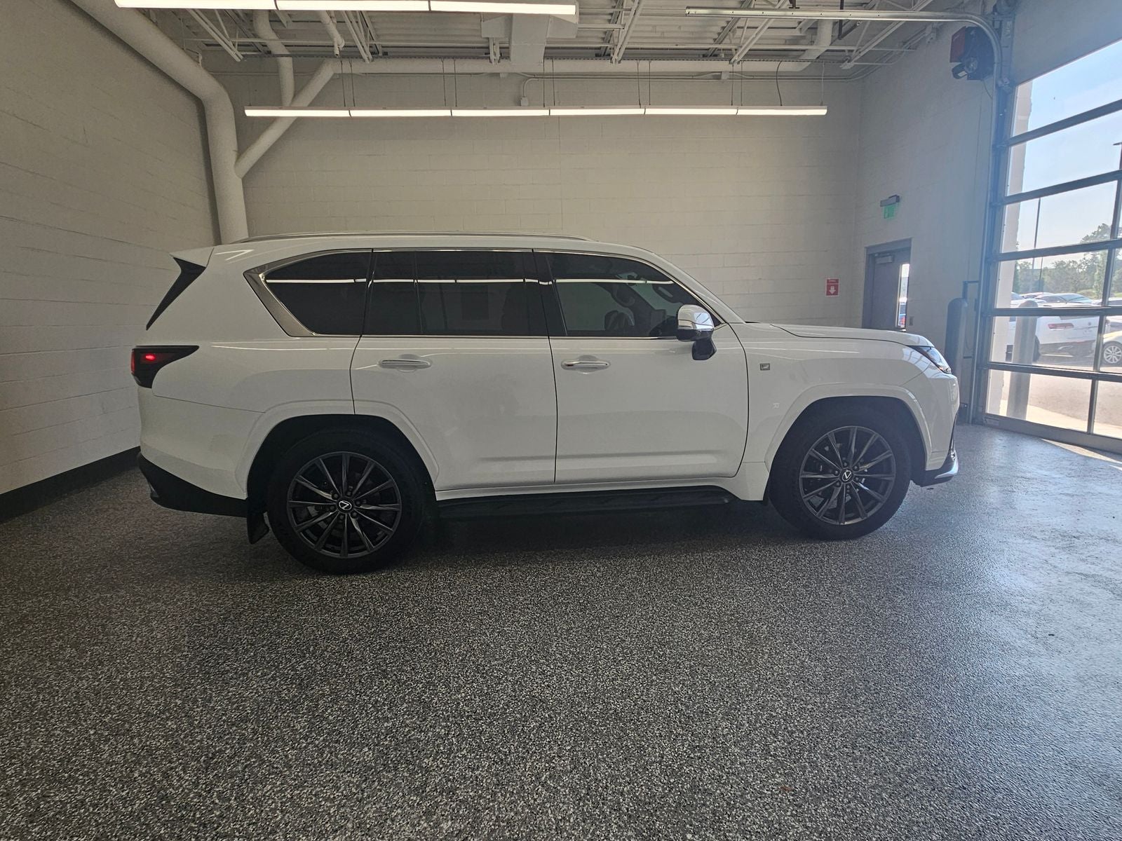 2025 Lexus LX 600 F SPORT