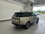 2025 Land Rover Range Rover SE