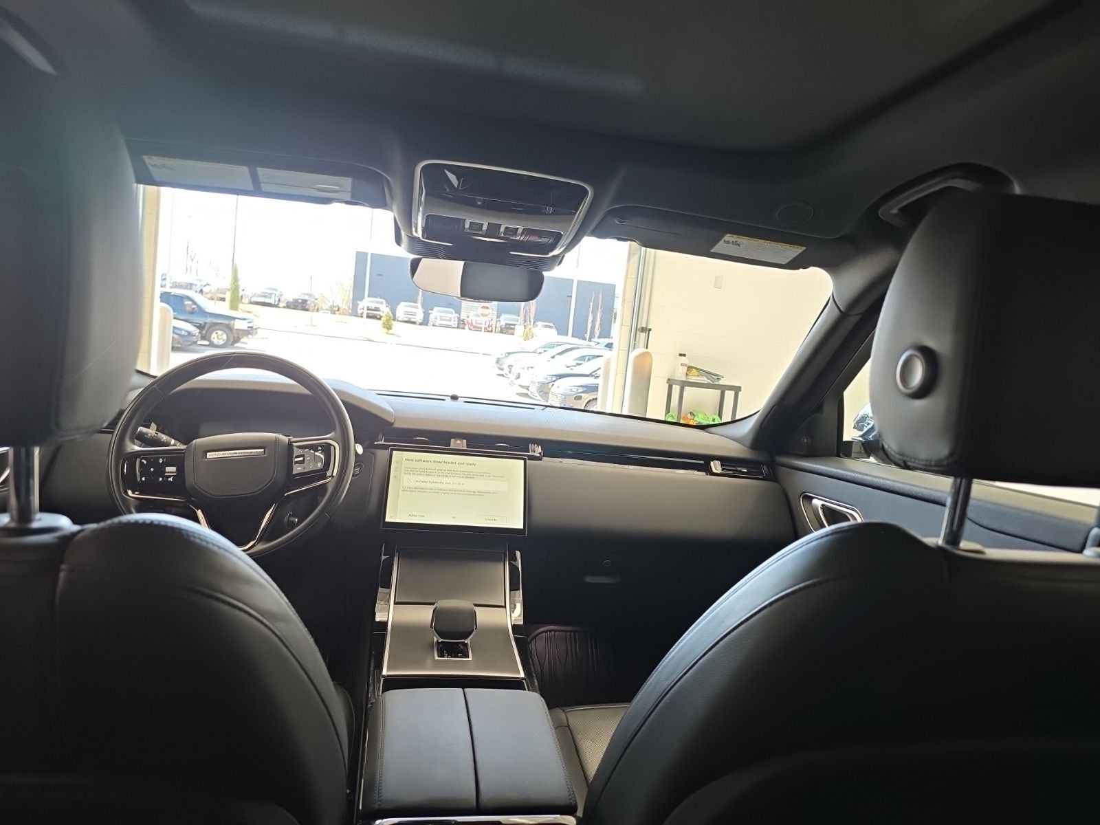 2025 Land Rover Range Rover Velar Dynamic SE