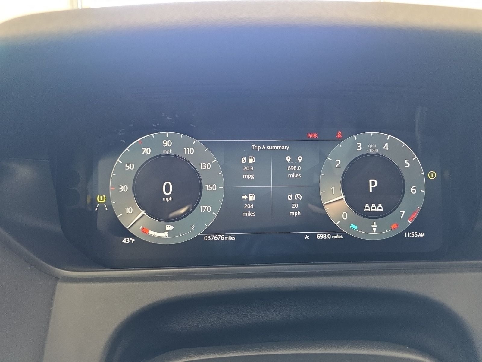 2025 Land Rover Range Rover Velar Dynamic SE