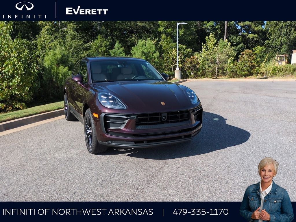 2026 Porsche Macan Base