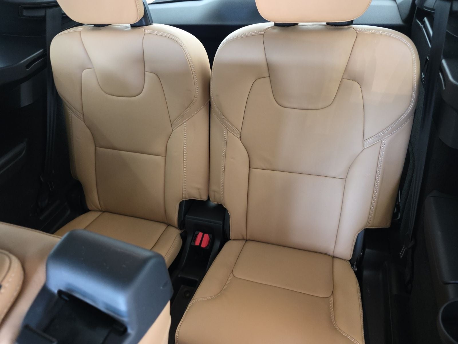 2021 Volvo XC90 Recharge Plug-In Hybrid T8 Inscription 7 Passenger