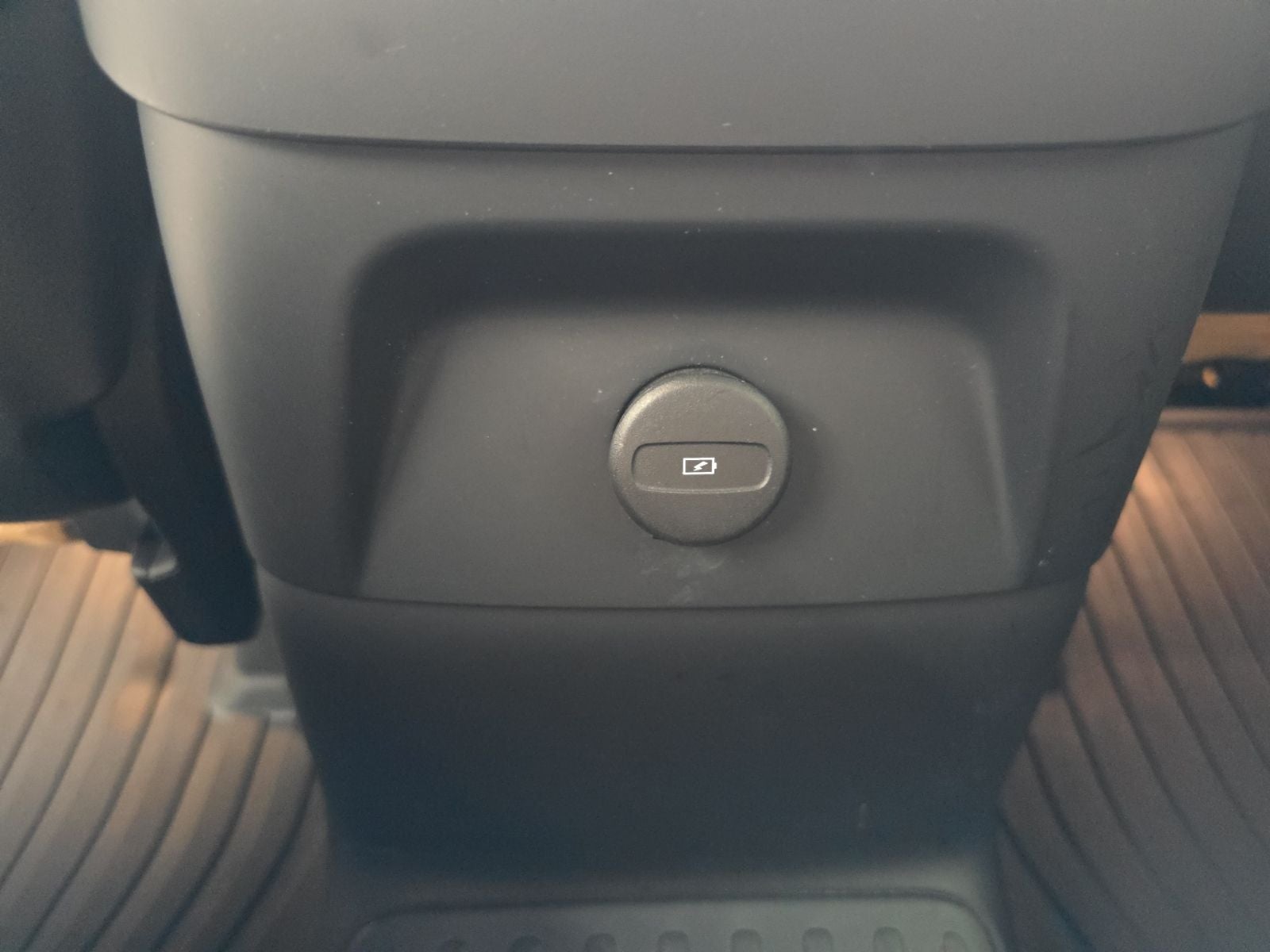 2021 Volvo XC90 Recharge Plug-In Hybrid T8 Inscription 7 Passenger