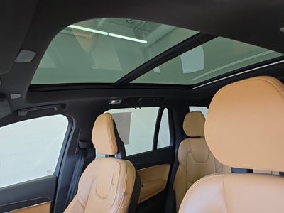 2021 Volvo XC90 Recharge Plug-In Hybrid T8 Inscription 7 Passenger